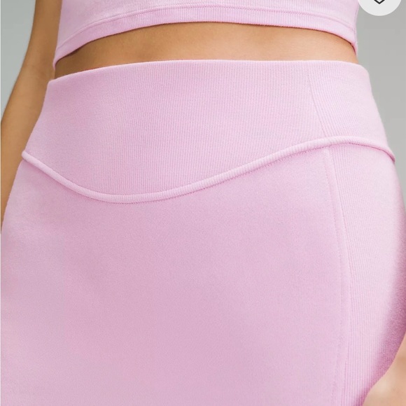 Lululemon Scuba Skirt Vitapink Sweet and Comfy Scuba soft High-Rise Mini Skirt🩷 - Picture 3 of 16
